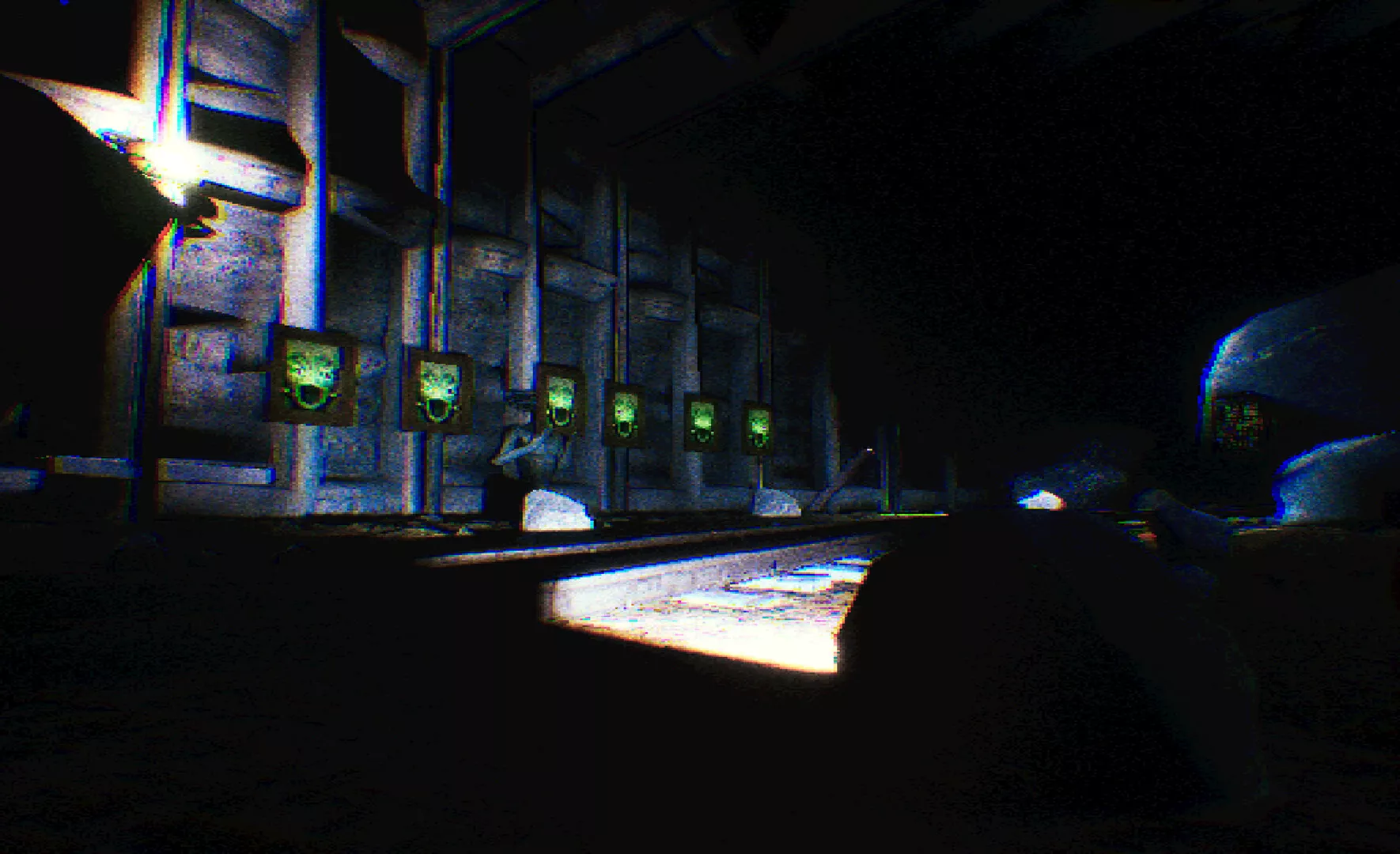 夜间：鬼屋之旅/At Night: Haunted Ride